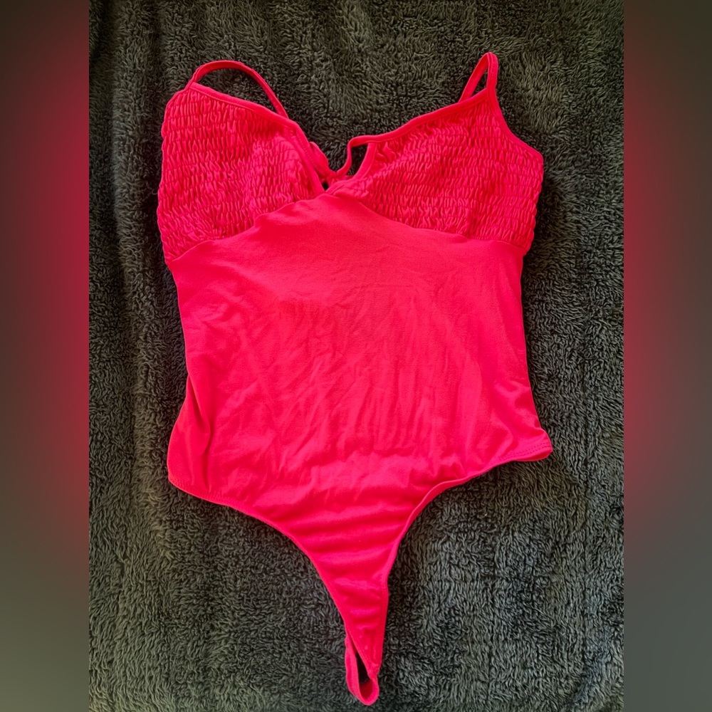 Just Polly New York body suit. Size Medium New! Pink
